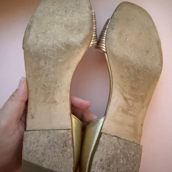 Kate Spade Metallic Gold Flats 7.5 - Picture 5 of 5
